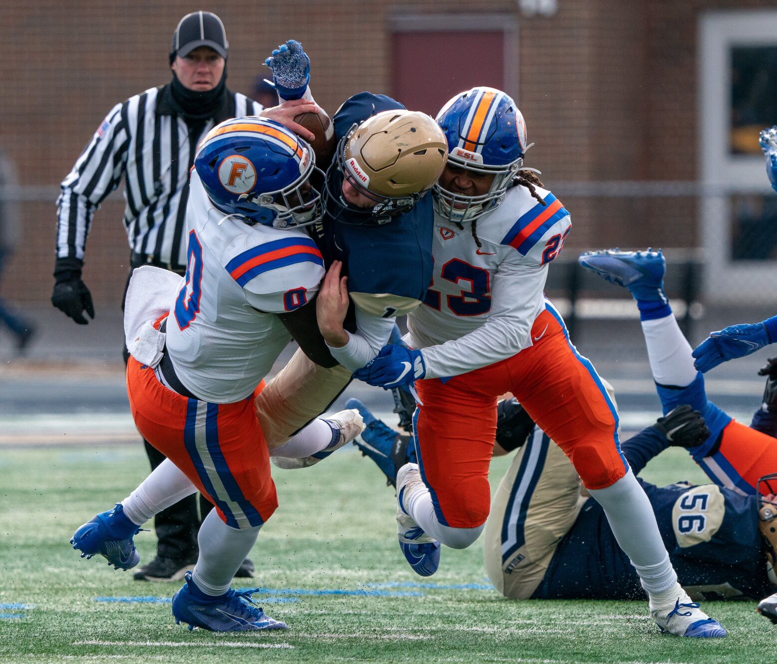 Class 6A football state semifinal: East St. Louis 32, Lemont 29